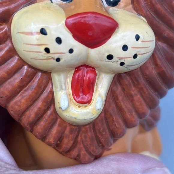 Vintage Coin Bank, Lion In A Cage "Please Feed Me" Ceramic Bank, 5" 80's  Taiwan - Picture 12 of 16
